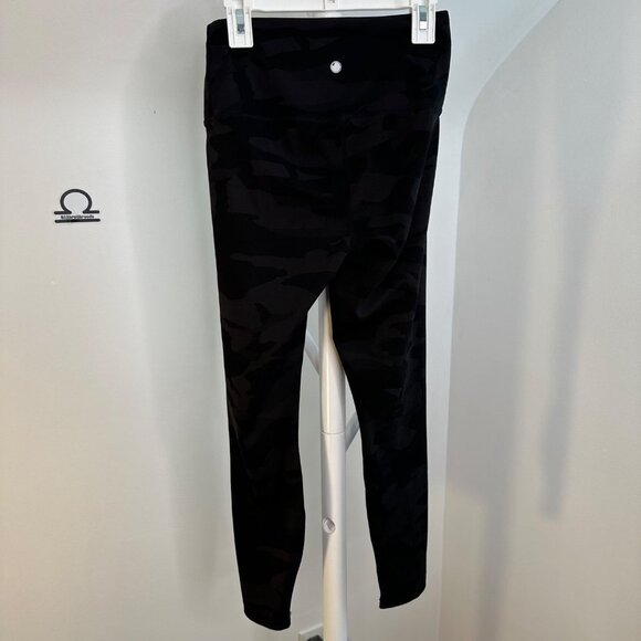 Yogalicious Lux Camo High Waisted Leggings XS - Picture 3 of 4